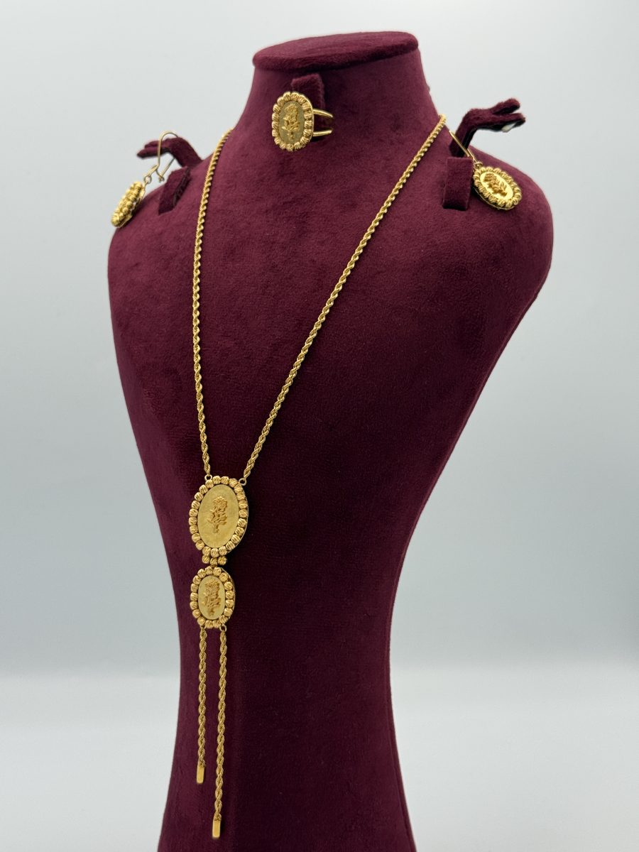 21K Gold Oval Set