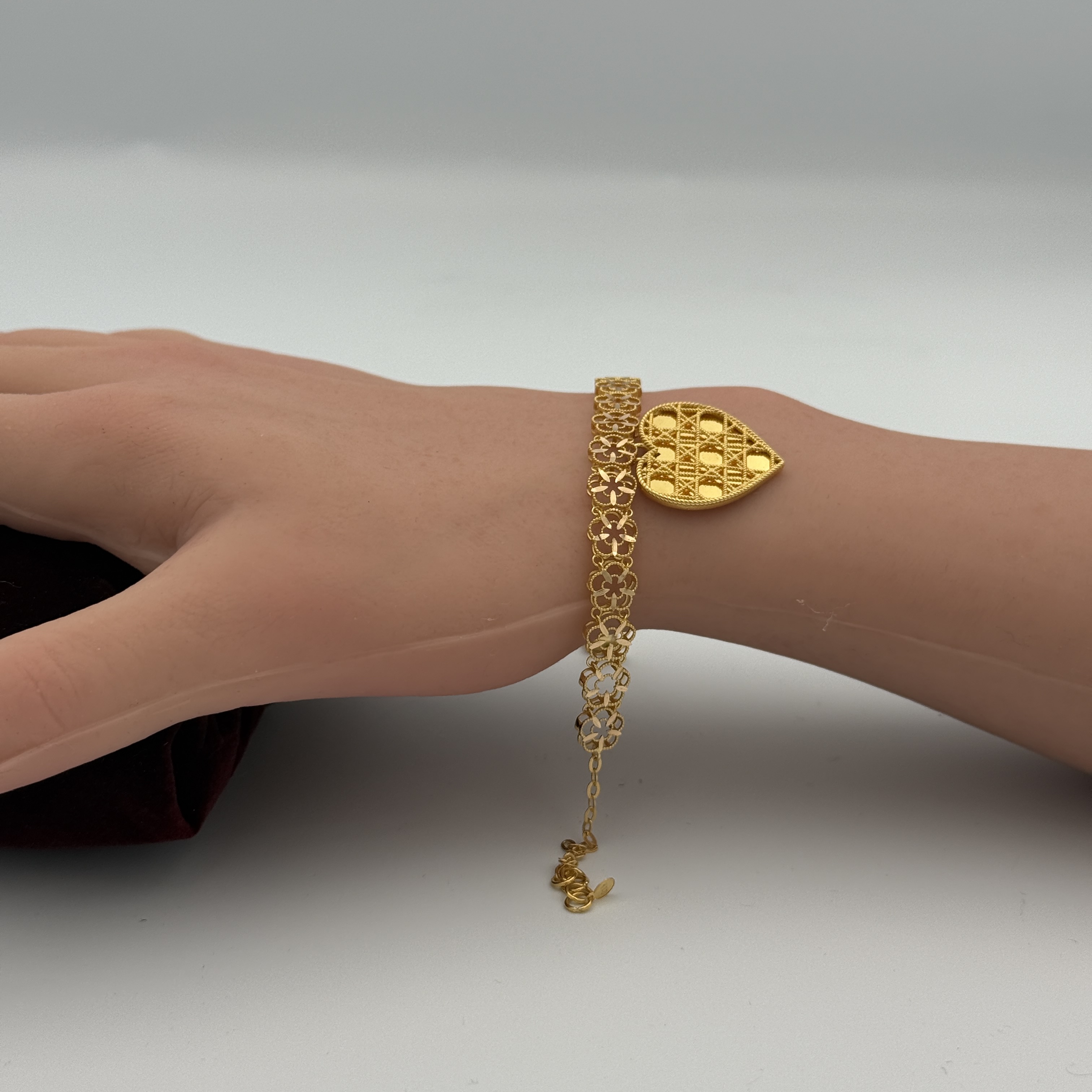 21K Gold Heart Bracelet