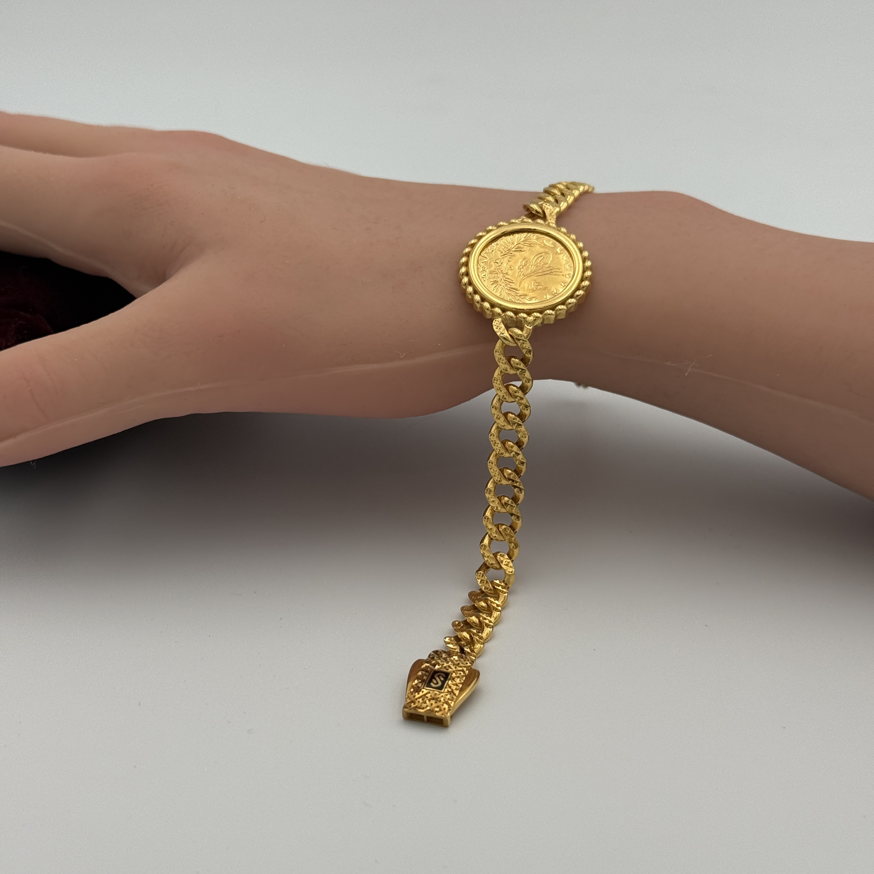 21K Gold Coin Links Bracelet