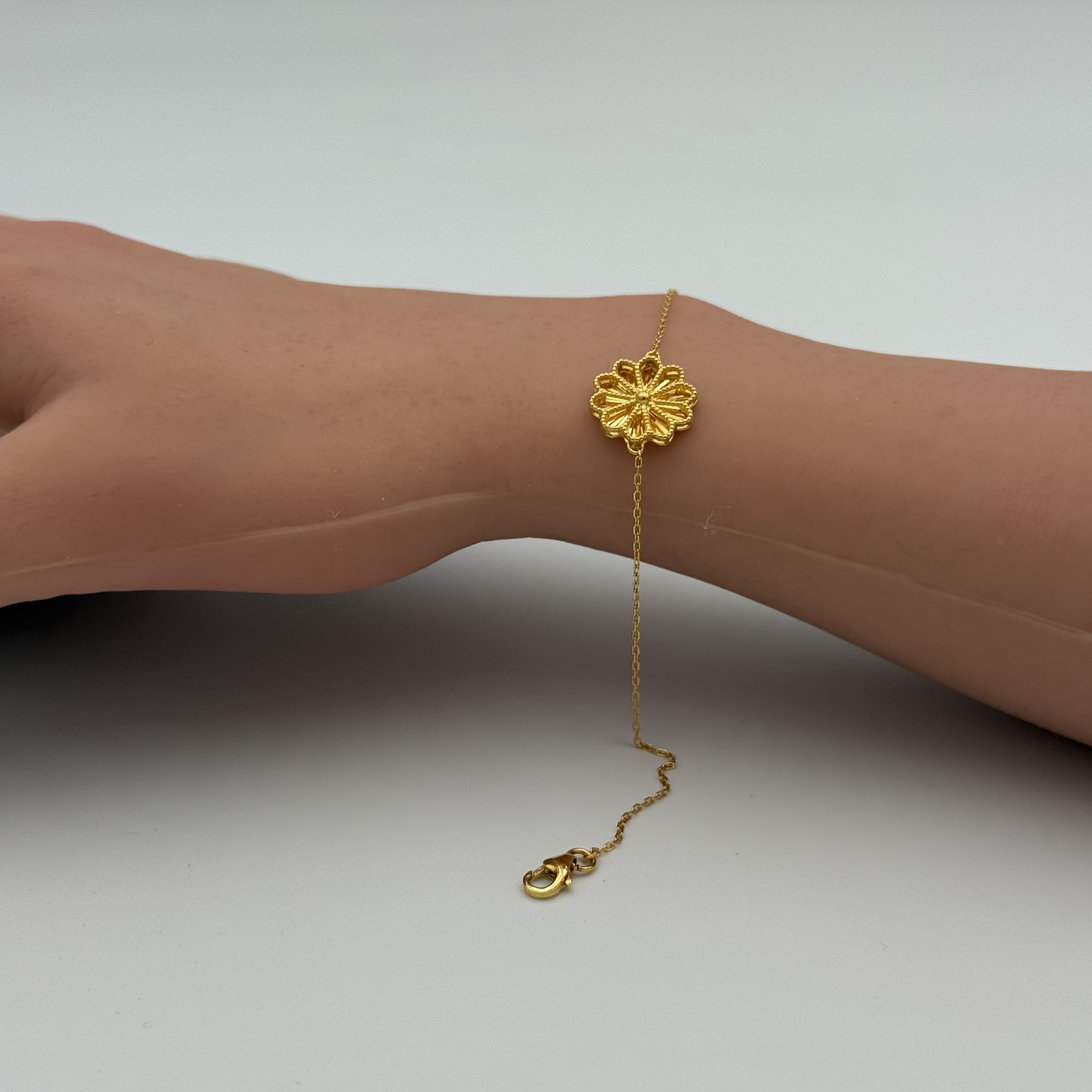 21K Gold Flower Bracelet