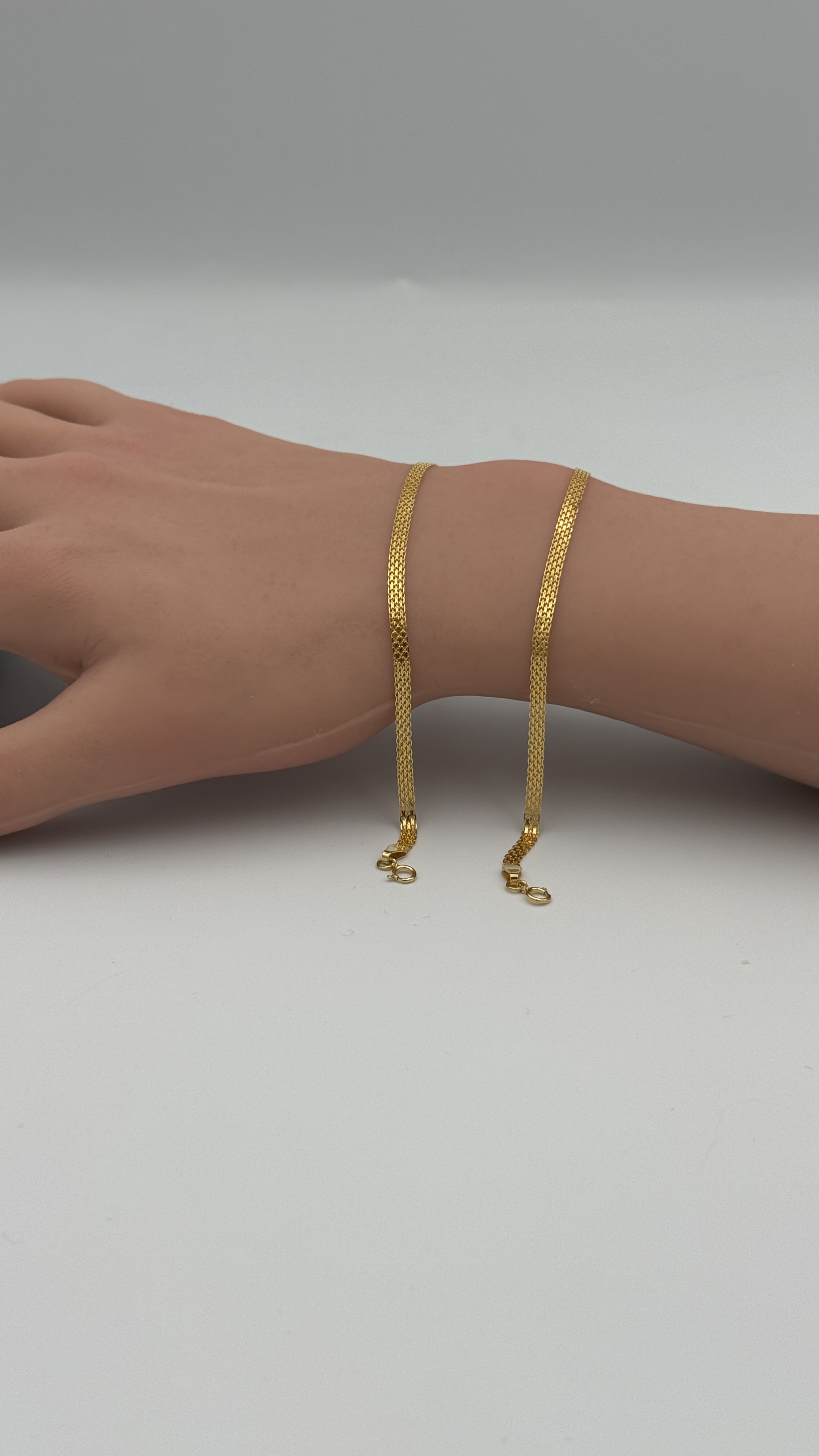 21K Gold Flat Bracelet