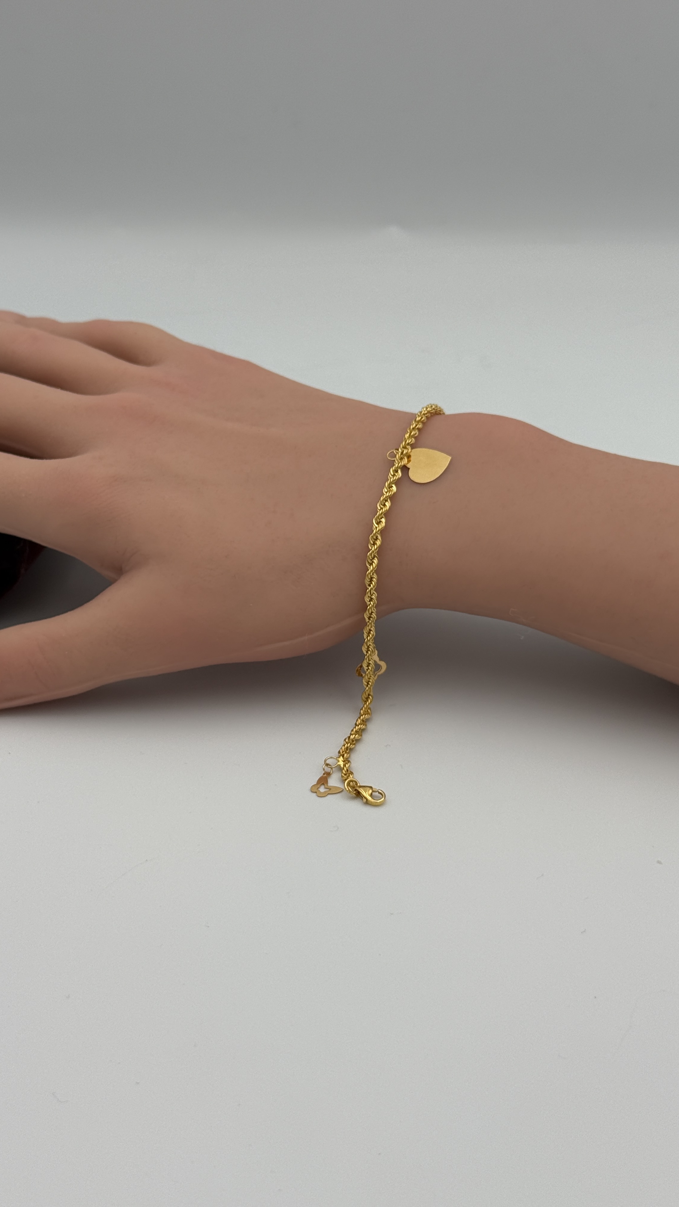 21K Gold Heart Bracelet