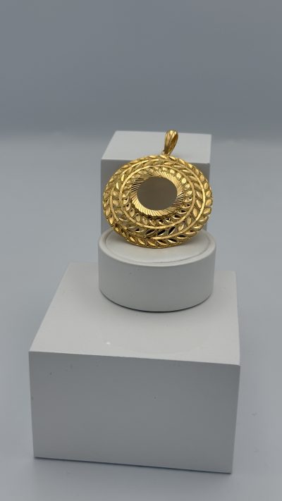 21K Gold Frame Pendant — 21K gold, Royal Jewelry