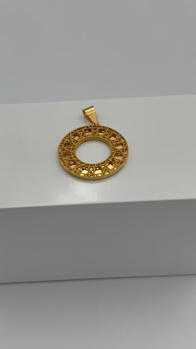 21K Gold Circle Pendant — 21K gold, Royal Jewelry
