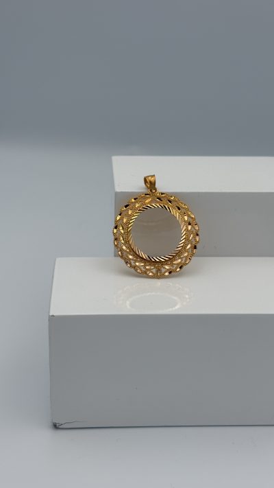 21K Gold Frame Pendant — 21K gold, Royal Jewelry