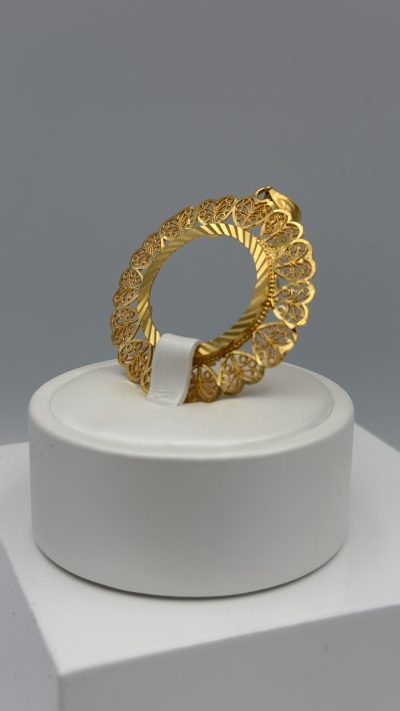 21K Gold Frame Pendant — 21K gold, Royal Jewelry