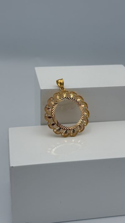 21K Gold Frame Pendant — 21K gold, Royal Jewelry