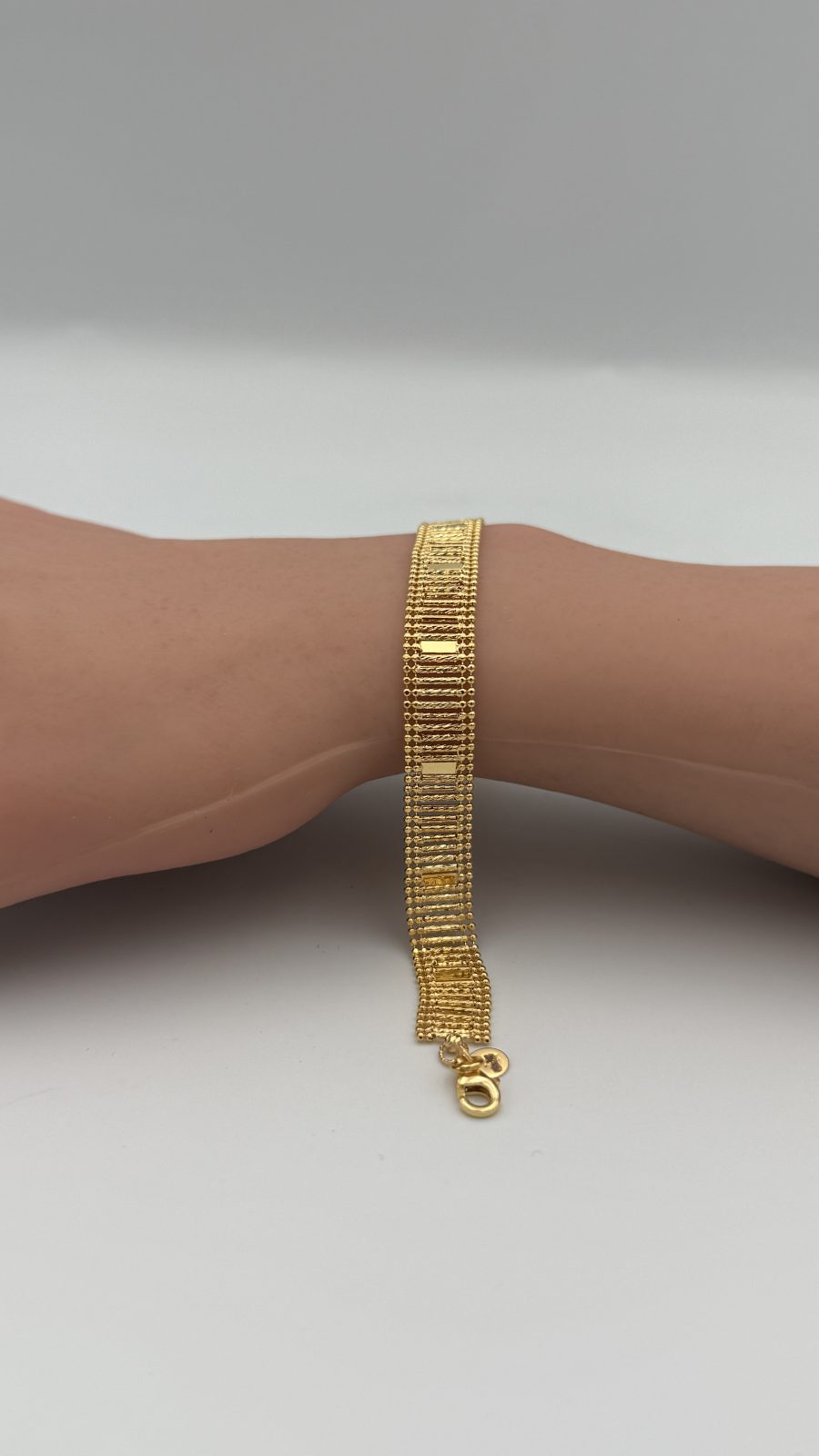 21K Gold Fancy Rol Bracelet