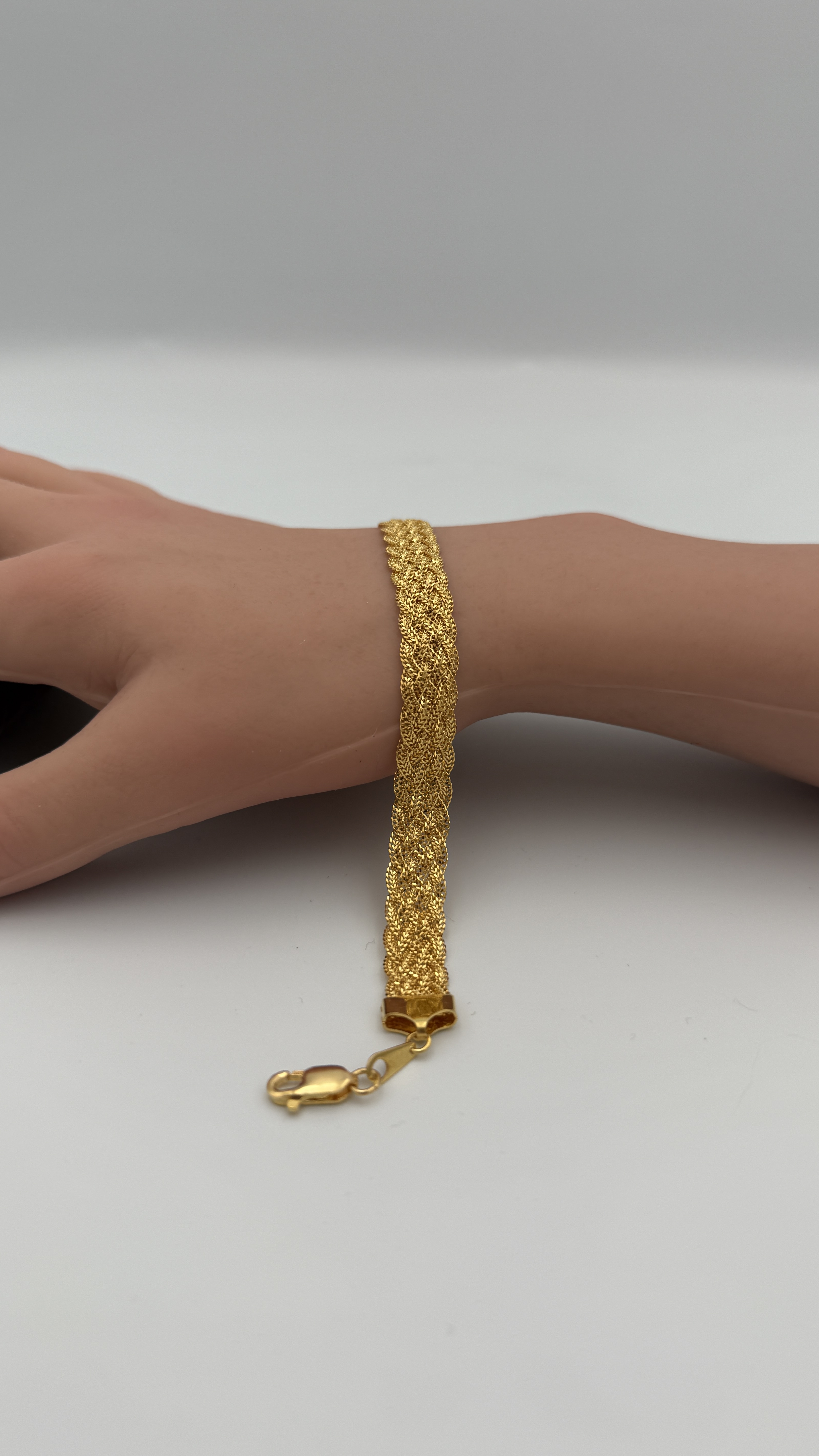 21K Gold Fancy Bracelet