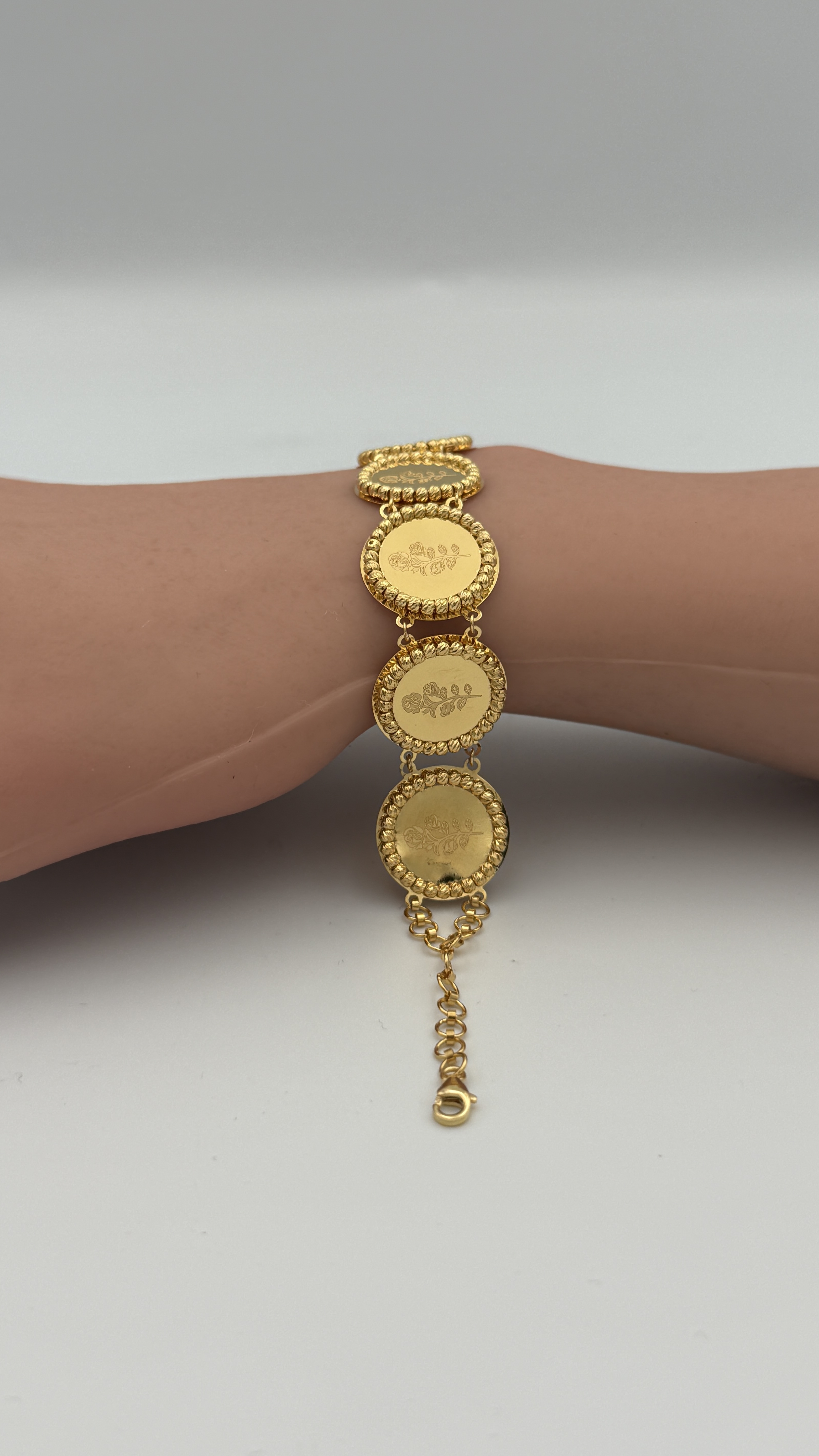 21K Gold Flower Bracelet