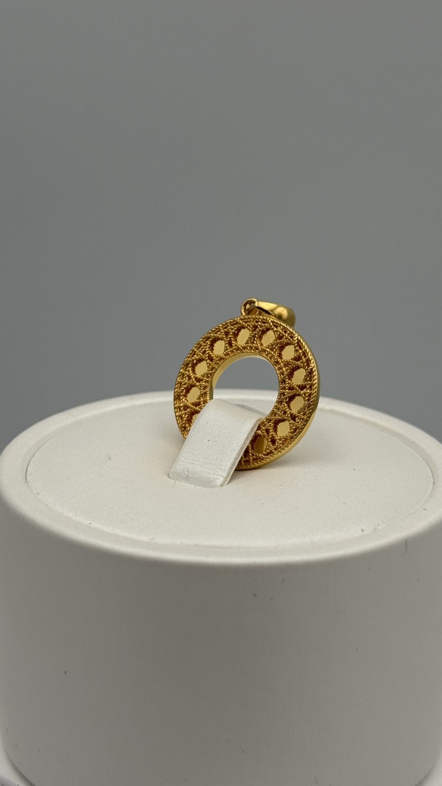 21K Gold Frame Tiny Bracelet