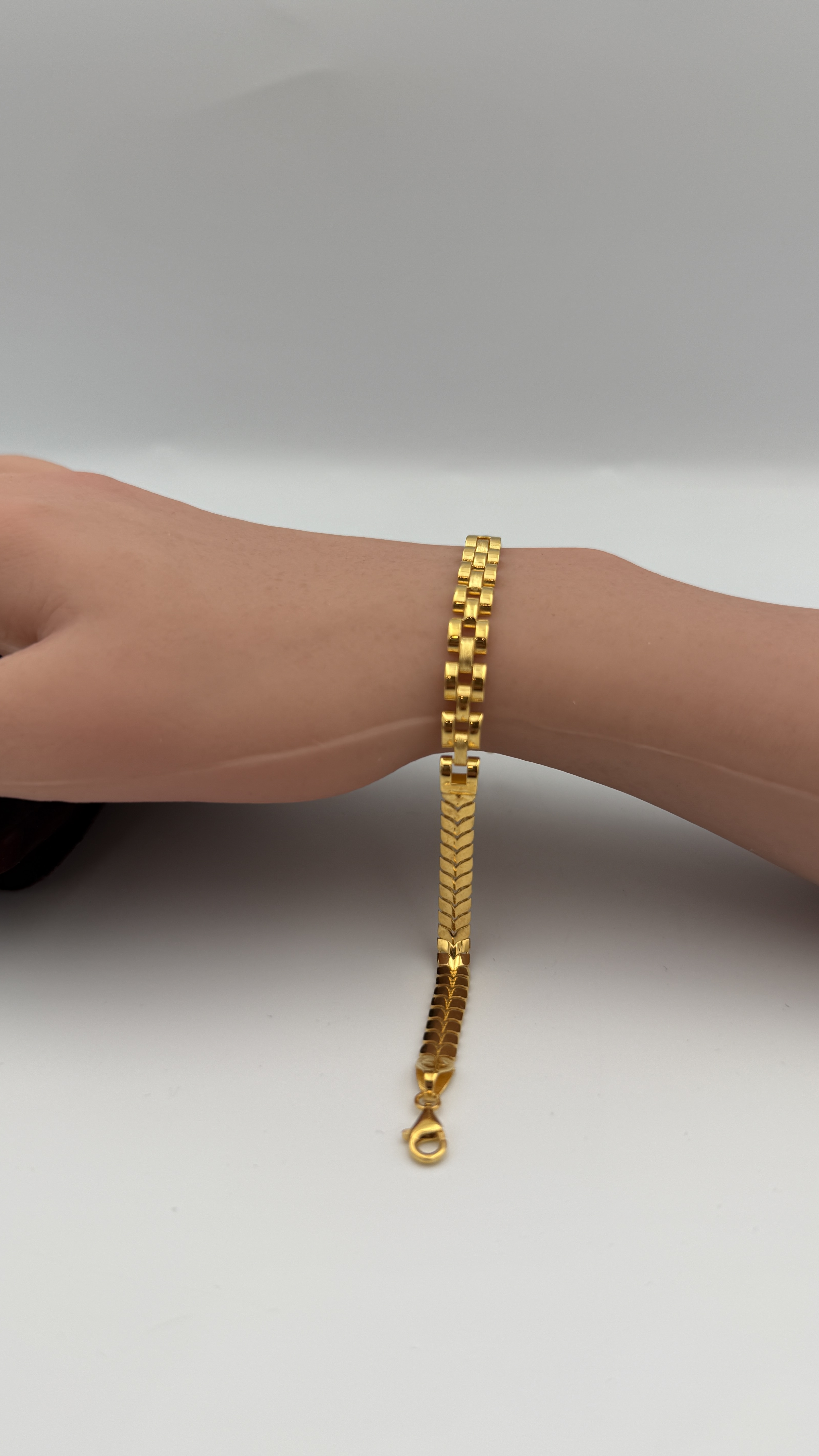 21K Gold Bracelet